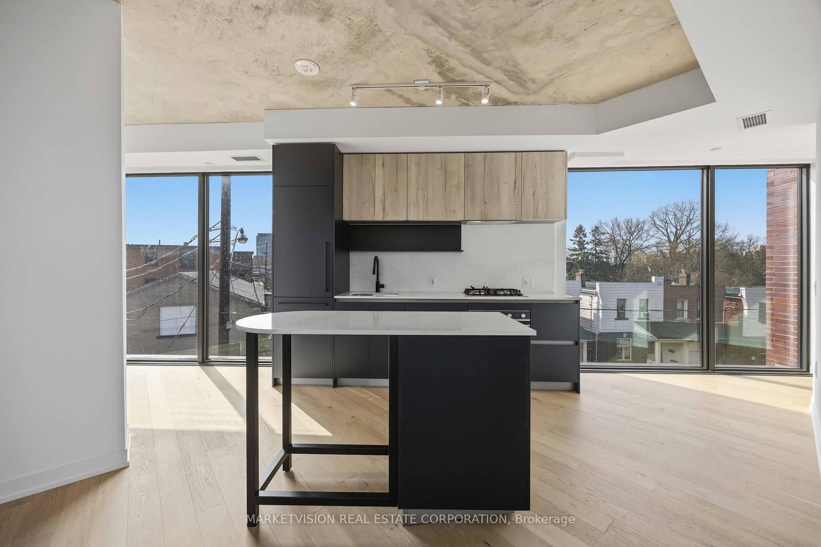 2625 Dundas Street W, Unit 314