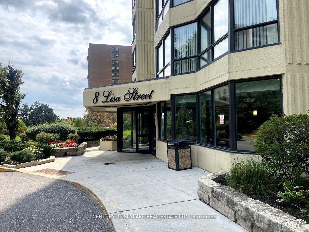 #706 - 8 Lisa Street
