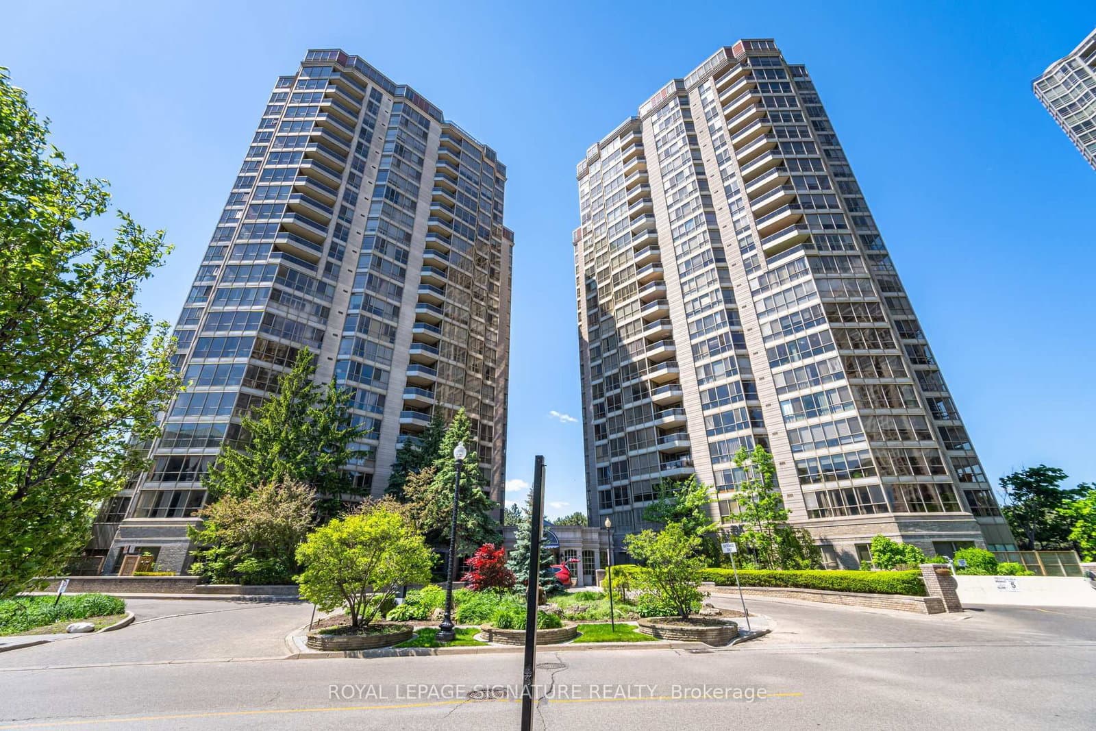 #2310 - 55 Kingsbridge Garden Circle