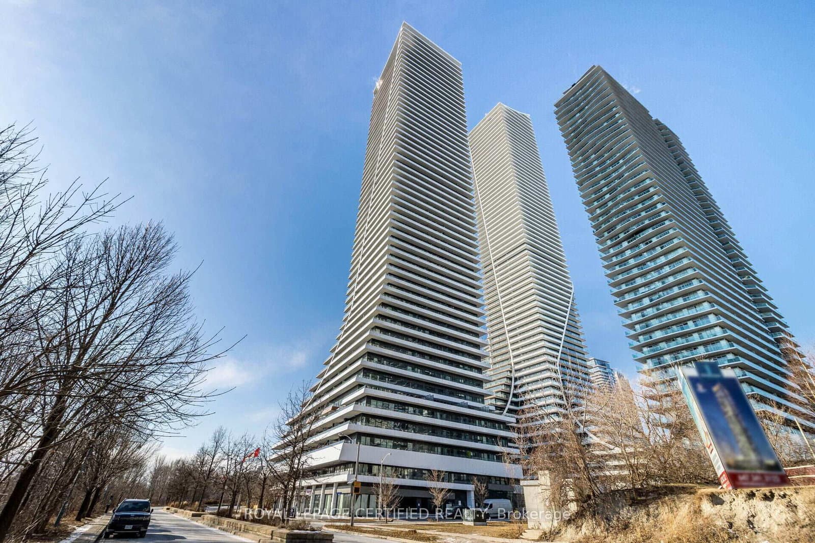 #4701 - 20 Shore Breeze Drive