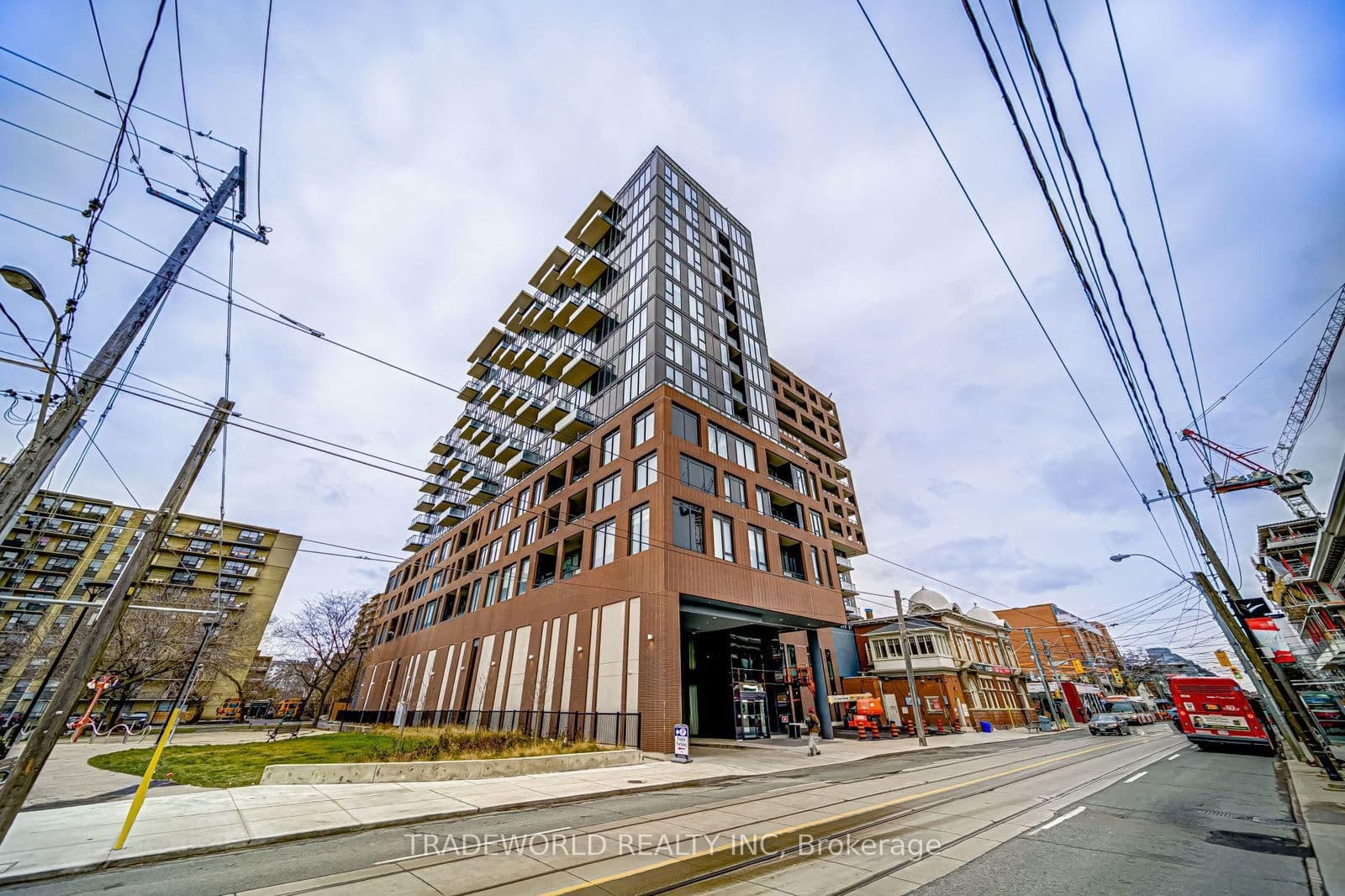 270 Dufferin Street, Unit 428