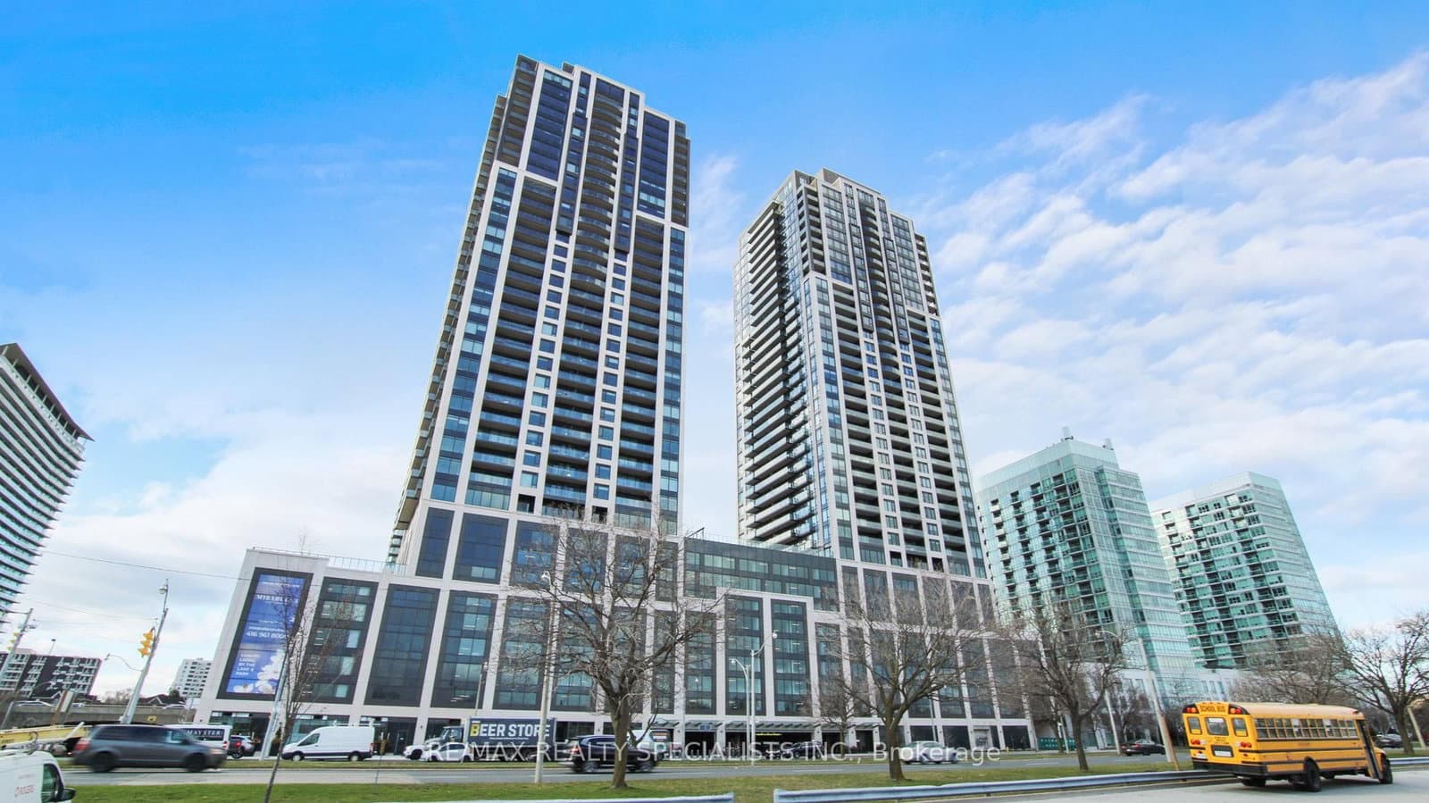 1926 Lakeshore Boulevard W, Unit 2202