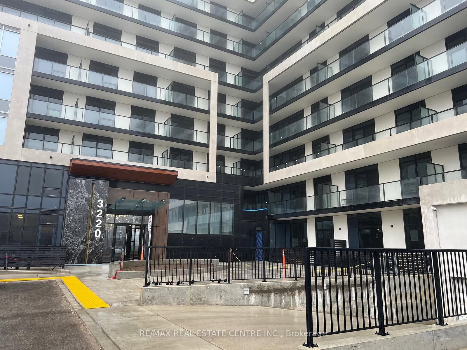 3220 William Coltson Avenue, Unit 609