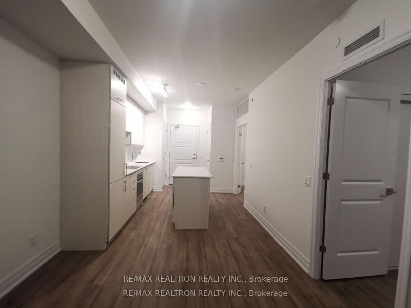 36 Elm Drive W, Unit 1803