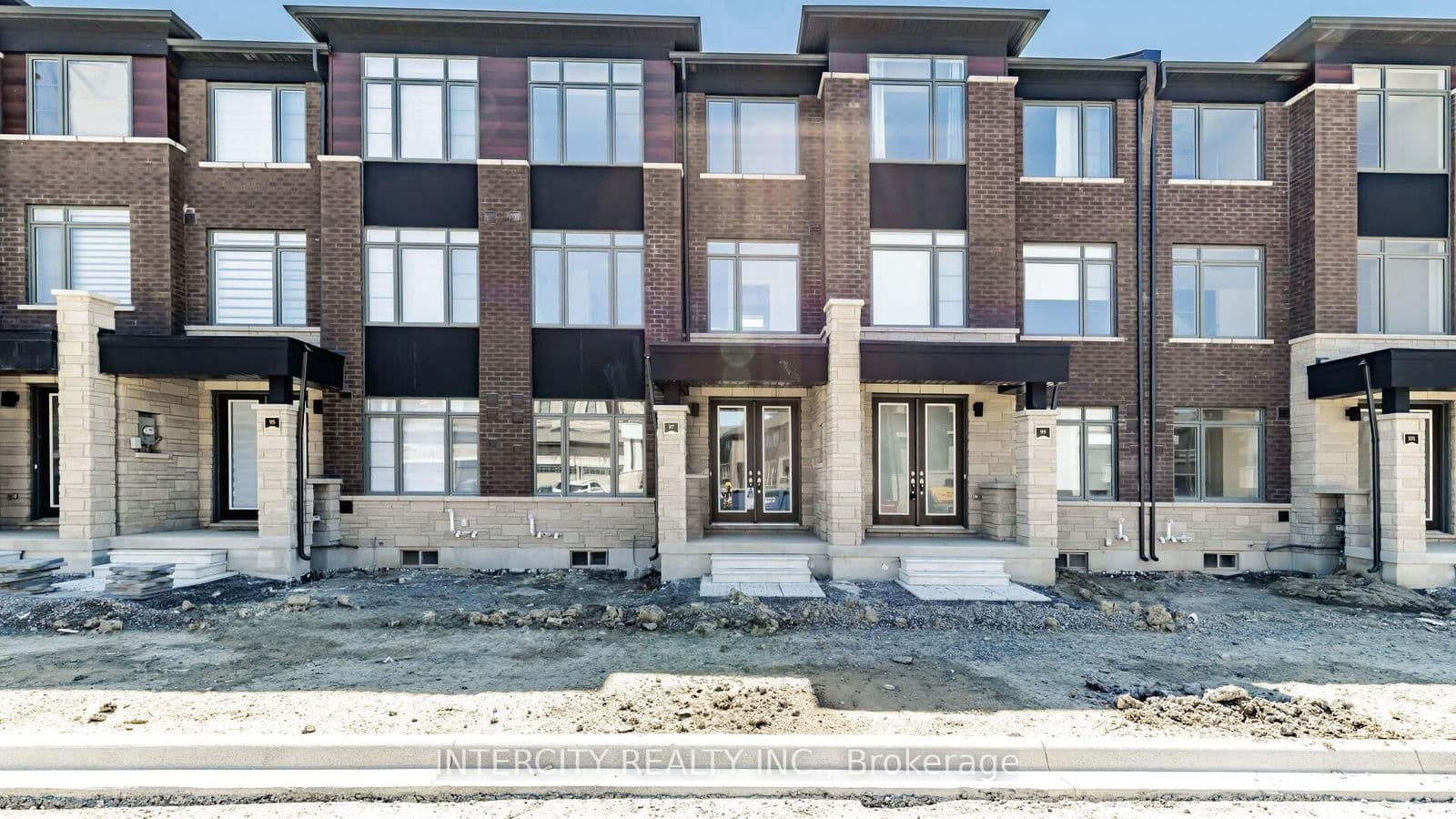 71 Camino Real Drive