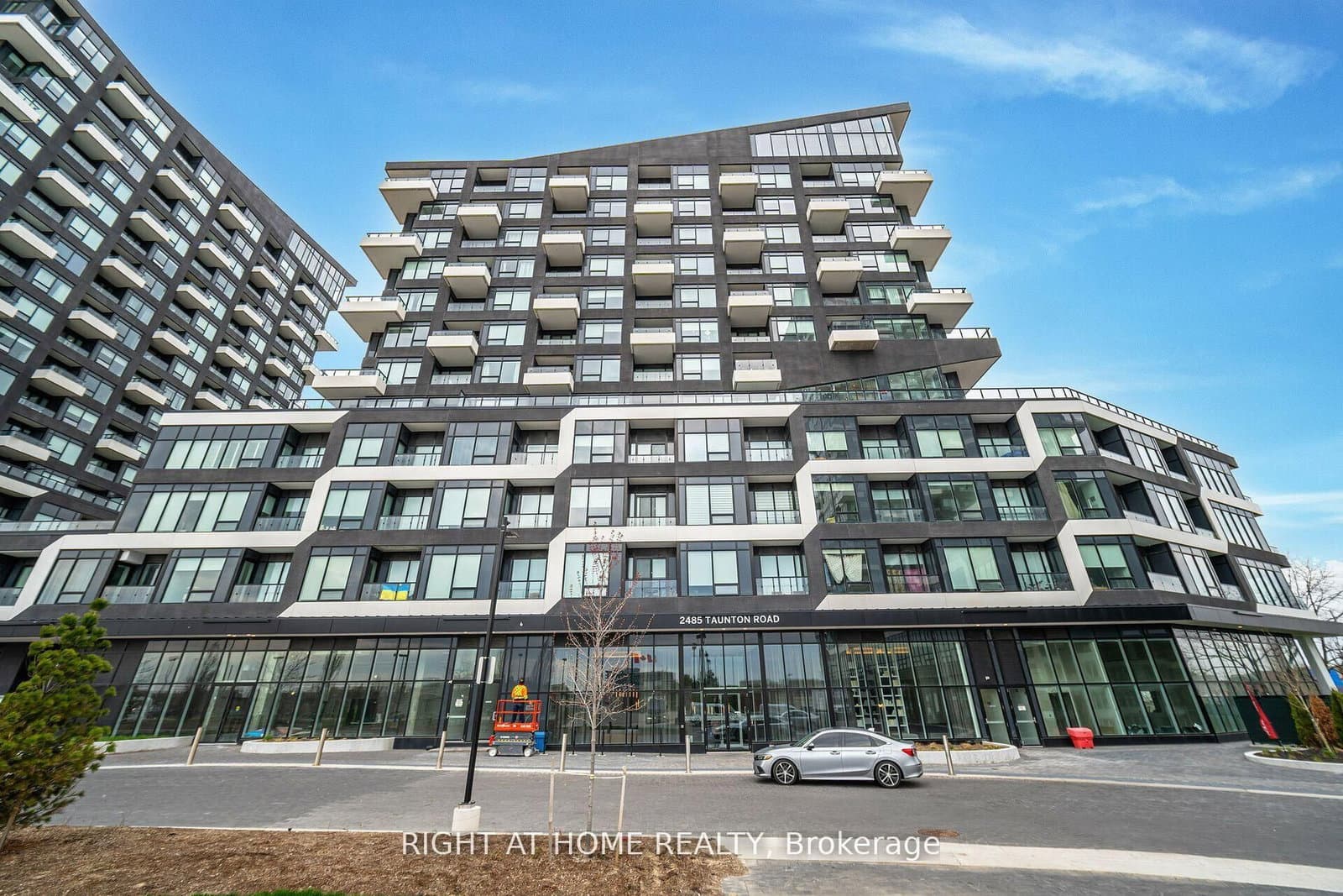 2485 Taunton Road, Unit 231