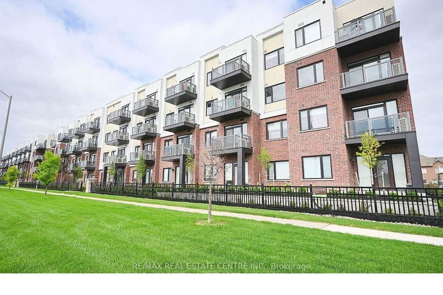 58 Sky Harbour Drive, Unit 301