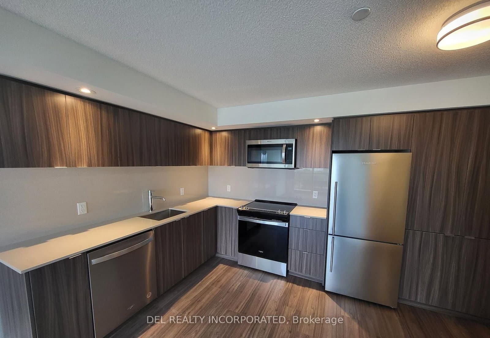 10 Eva Road, Unit 305