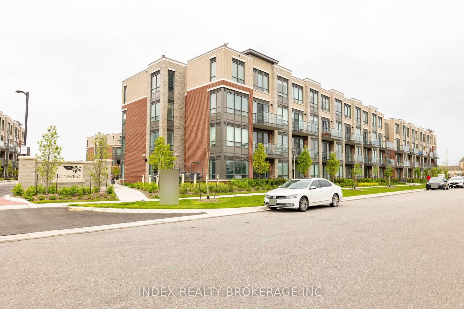 95 Attmar Drive, Unit 122