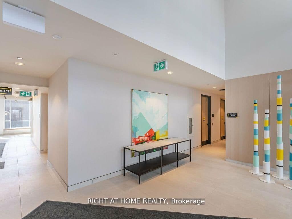 36 Zorra Street, Unit 1611