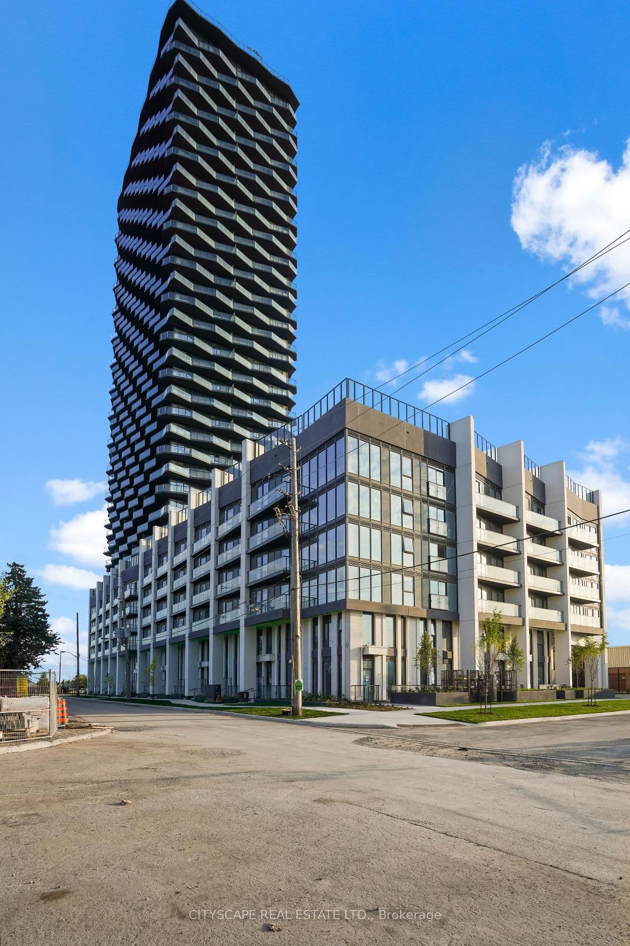 36 Zorra Street, Unit 1110