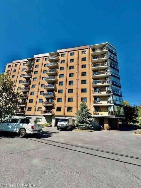 120 Barrett Court, Unit 411