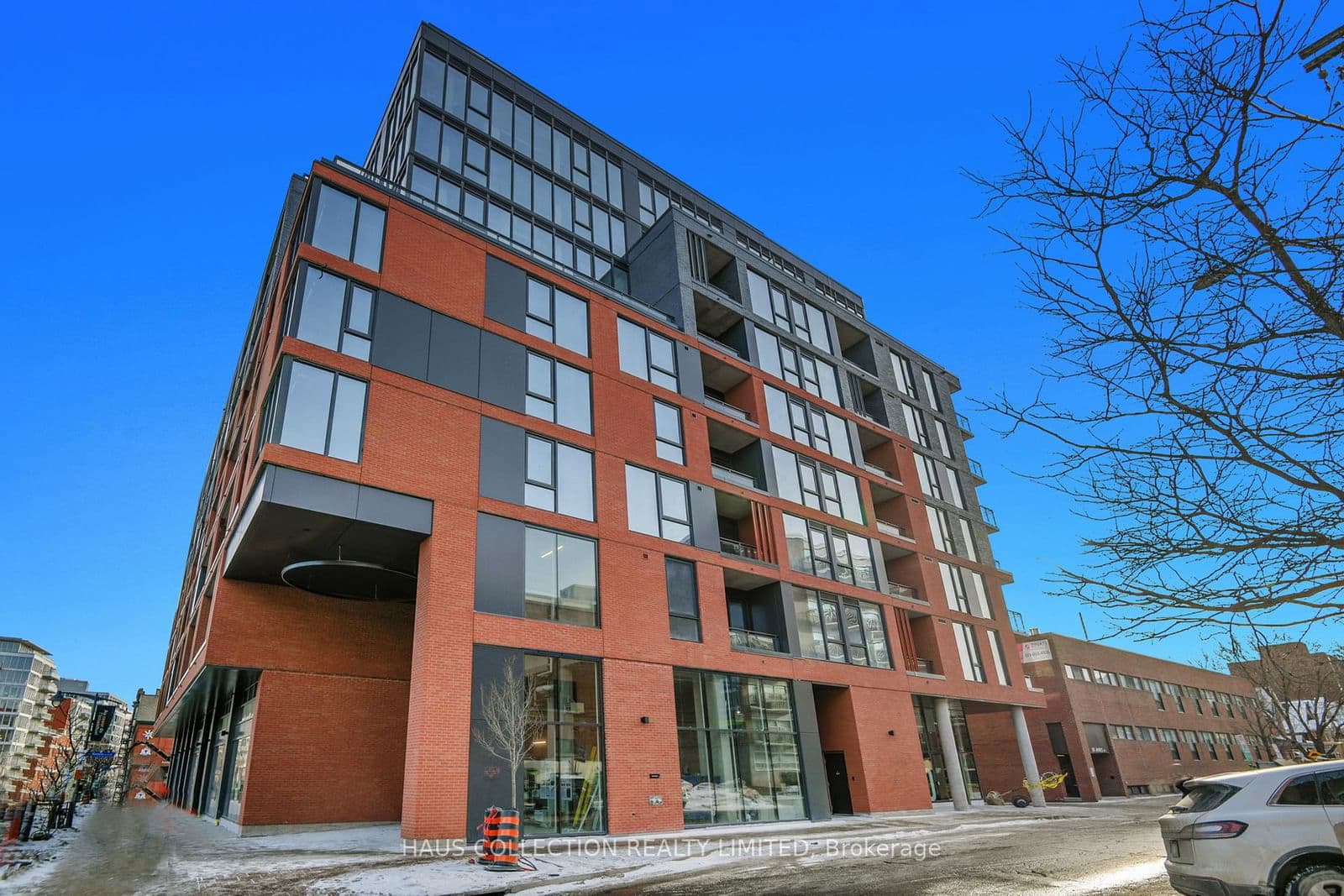 10 James Street, Unit 907