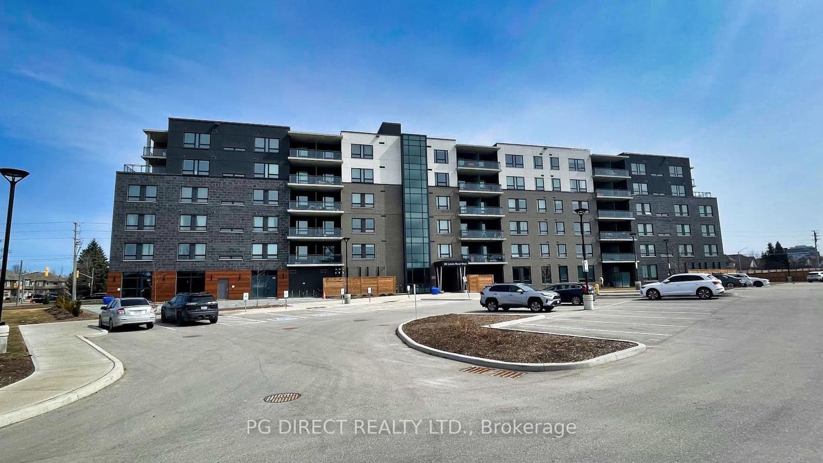 26 Lowes Road W, Unit 204