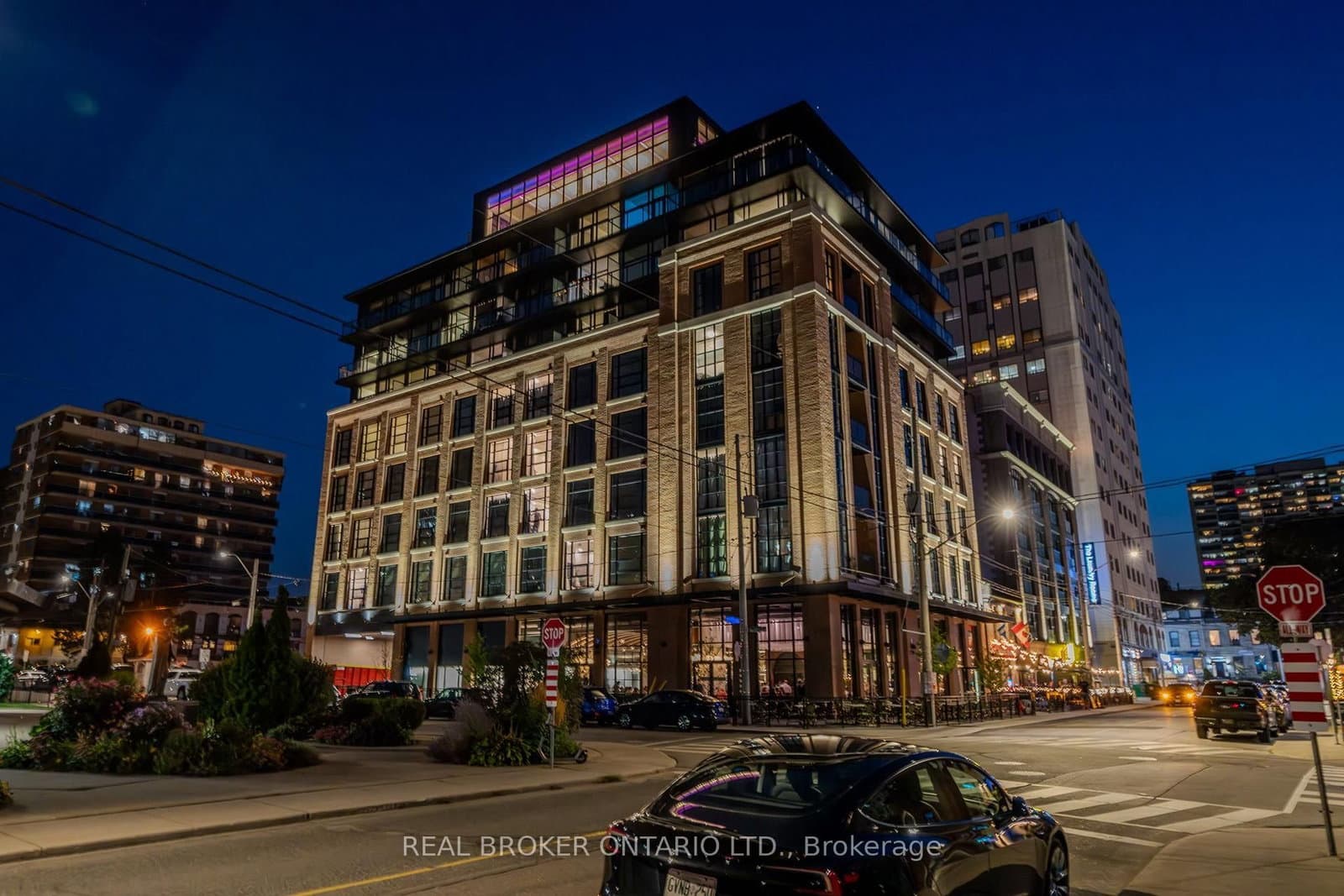 24 Augusta Street, Unit 706