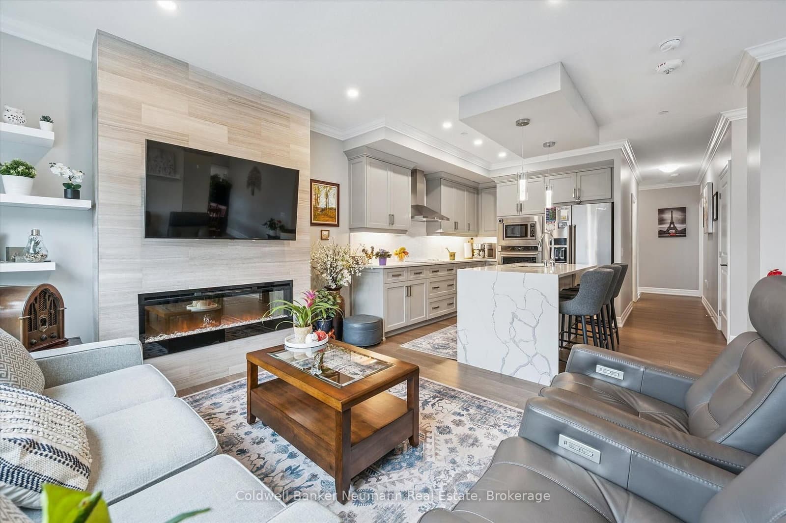 #612 - 1880 Gordon Street S