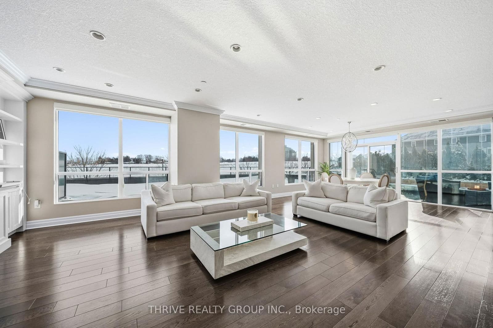 #205 - 240 Villagewalk Boulevard