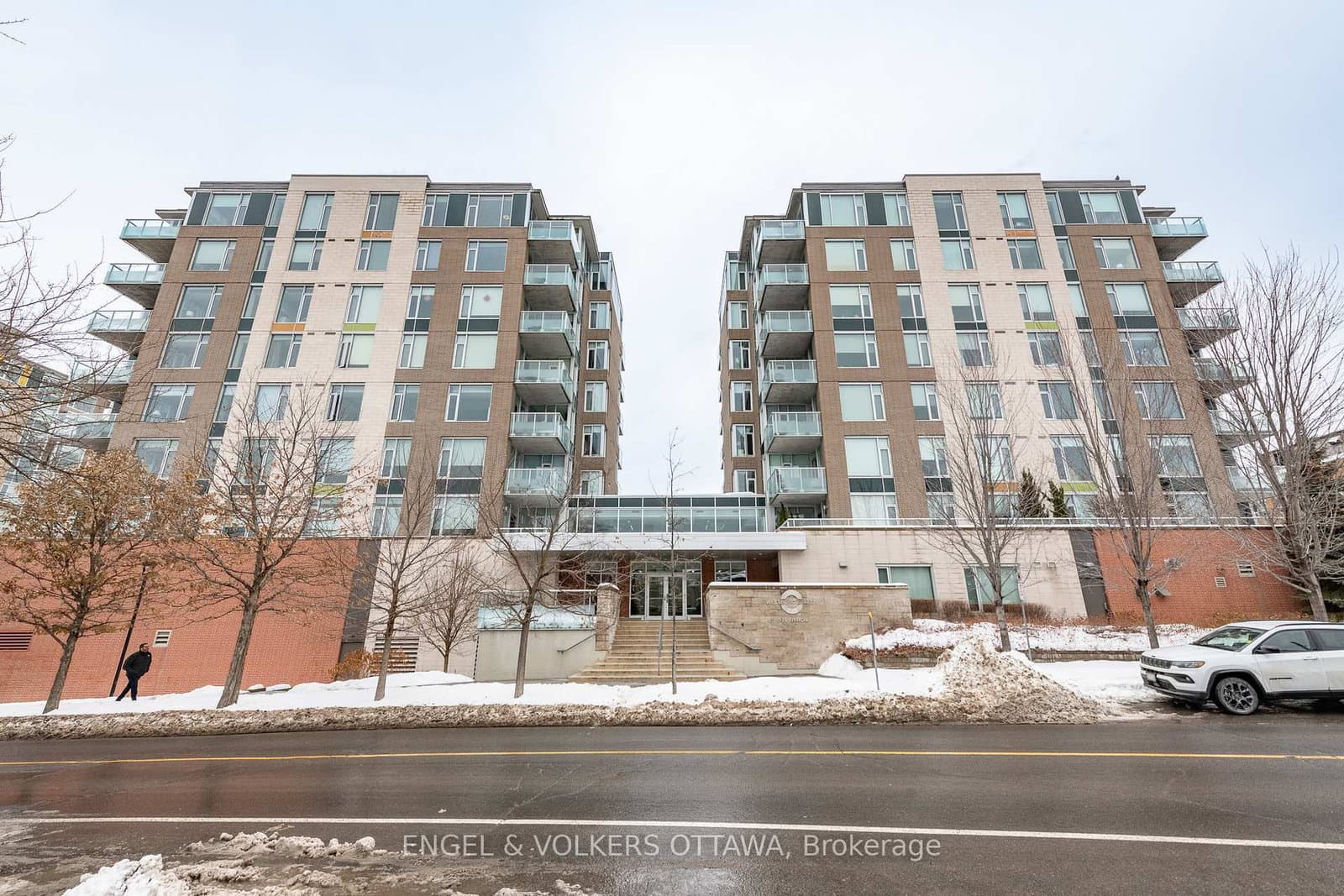 #312 - 575 Byron Avenue