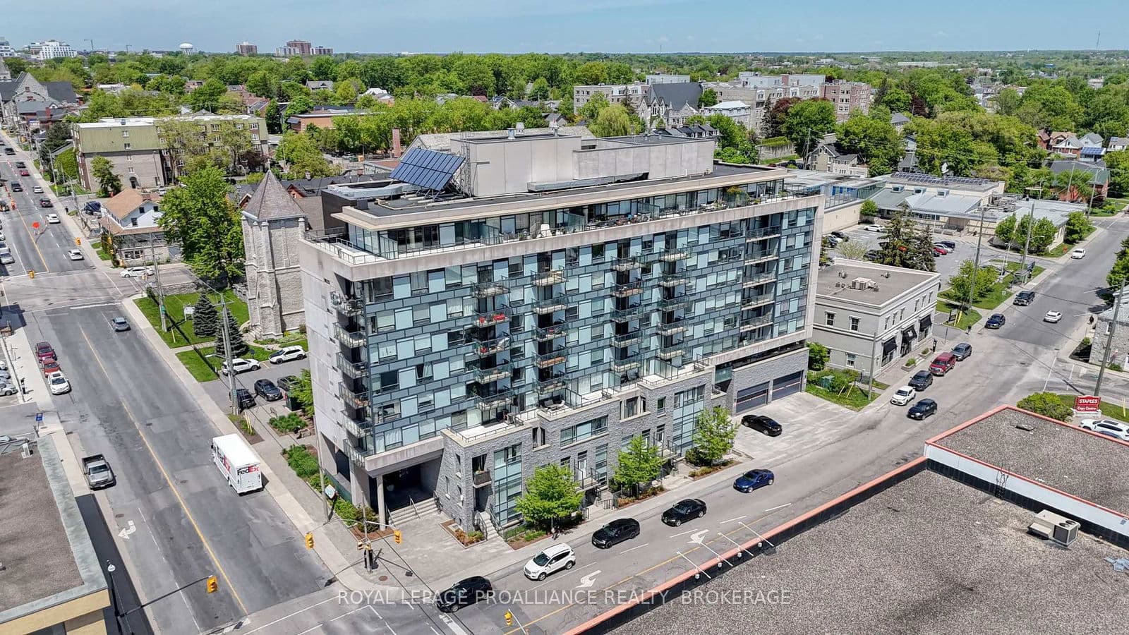 #4A - 121 Queen Street