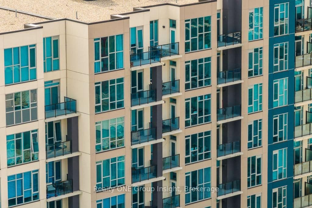 #705 - 16 Concord Place