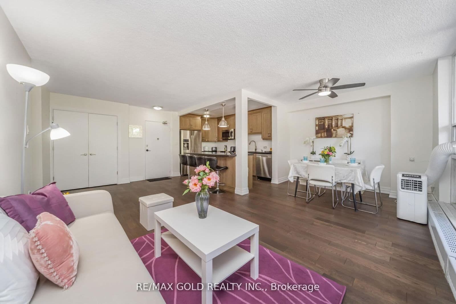 #404 - 1964 Main Street W