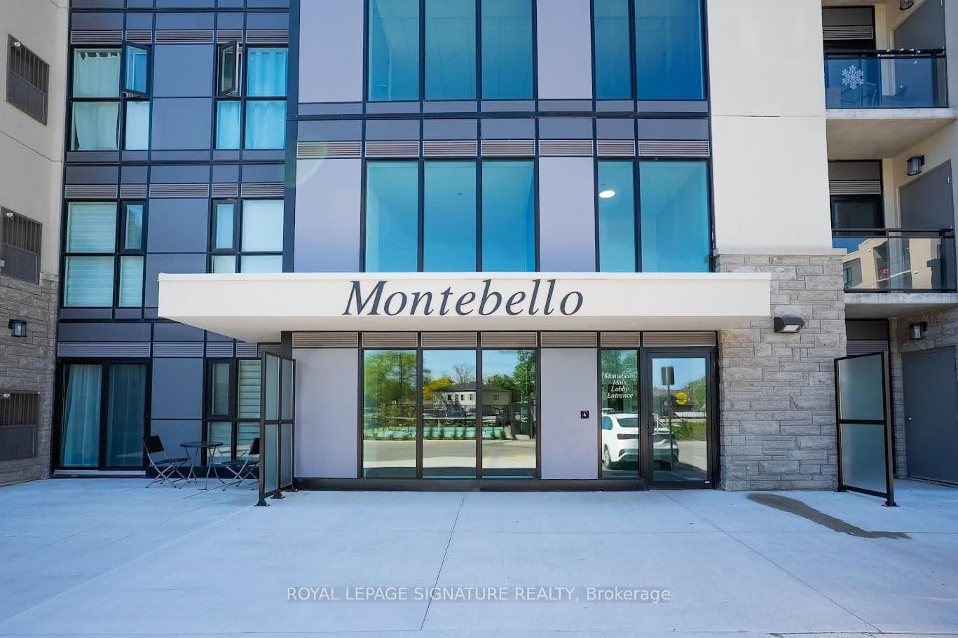 #UP27 - 50 Herrick Avenue