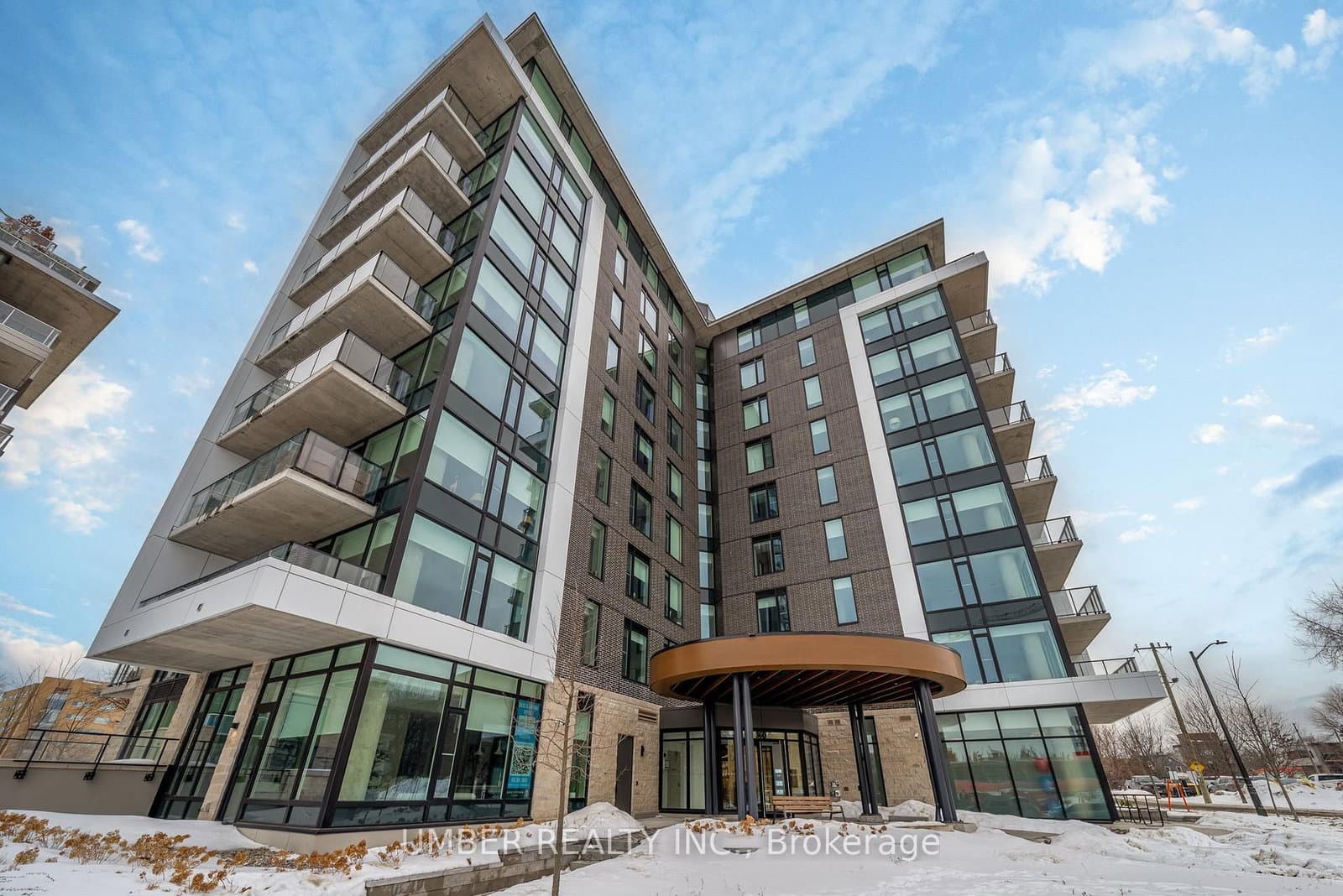 #706 - 360 Deschâtelets Avenue