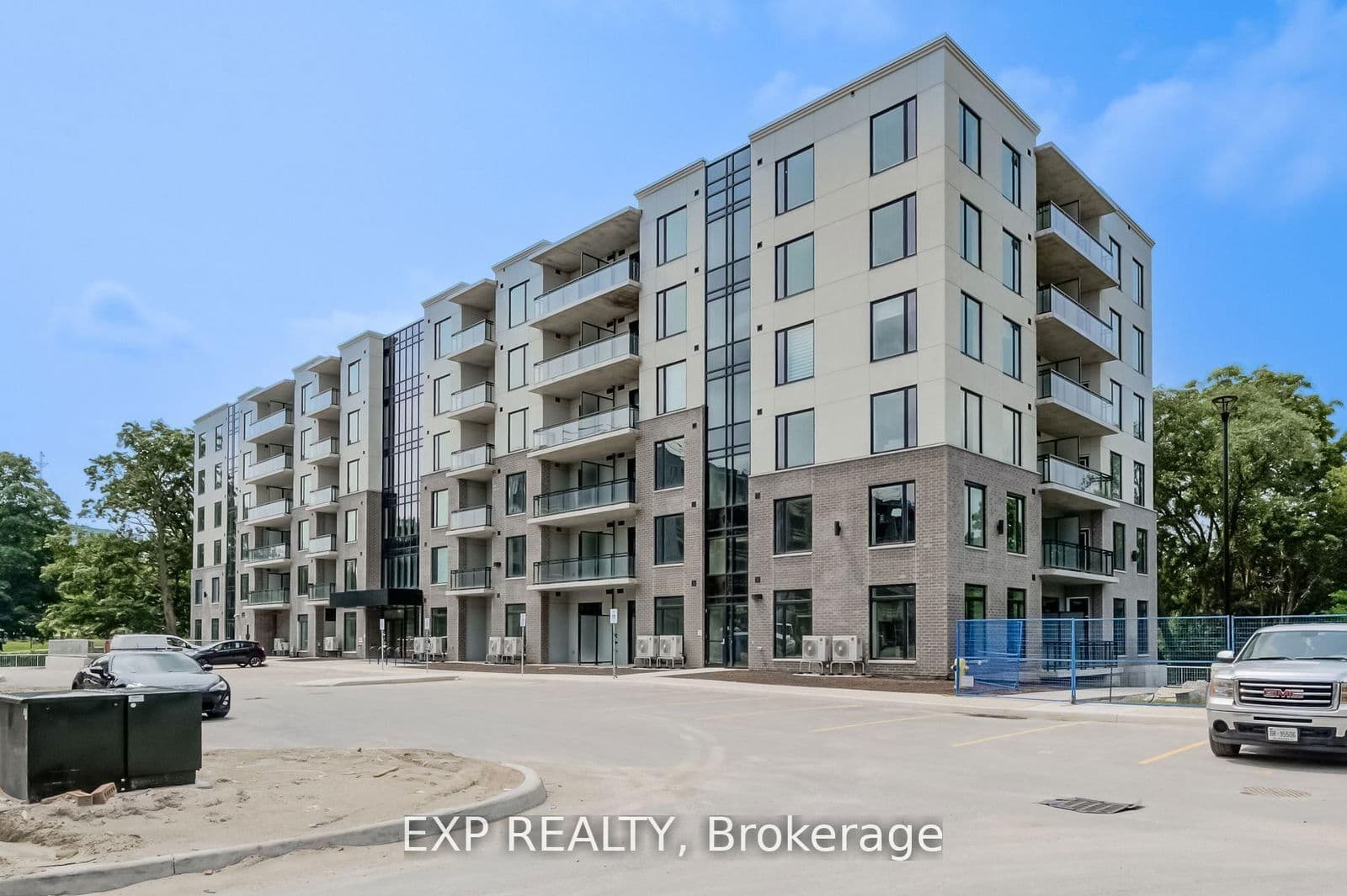 #516 - 103 Roger Street