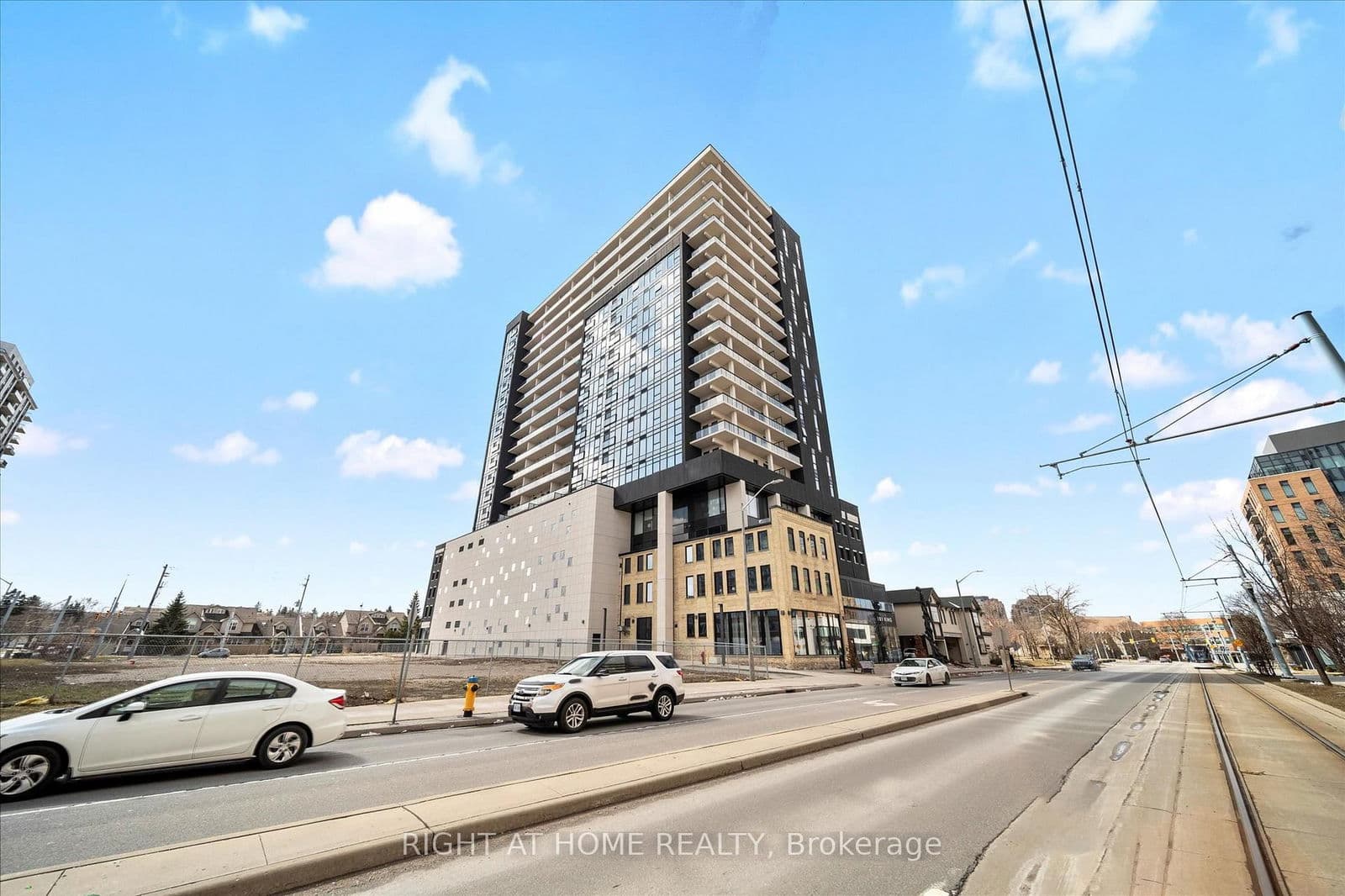 #806 - 181 King Street S