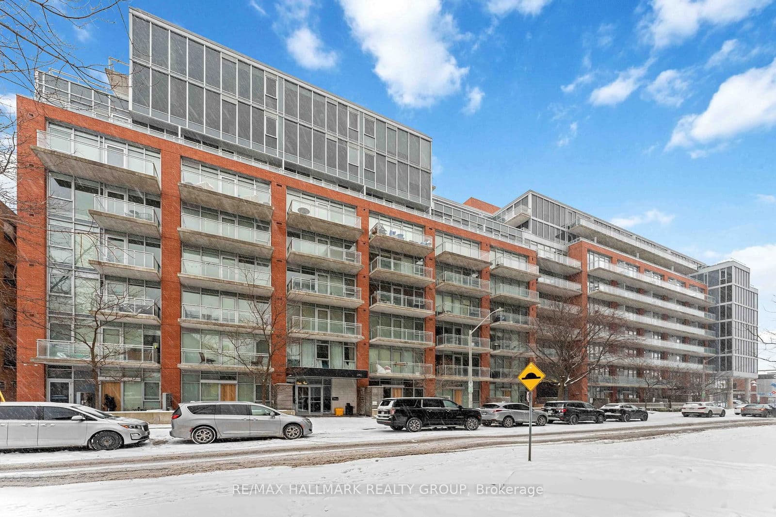 #313 - 360 McLeod Street