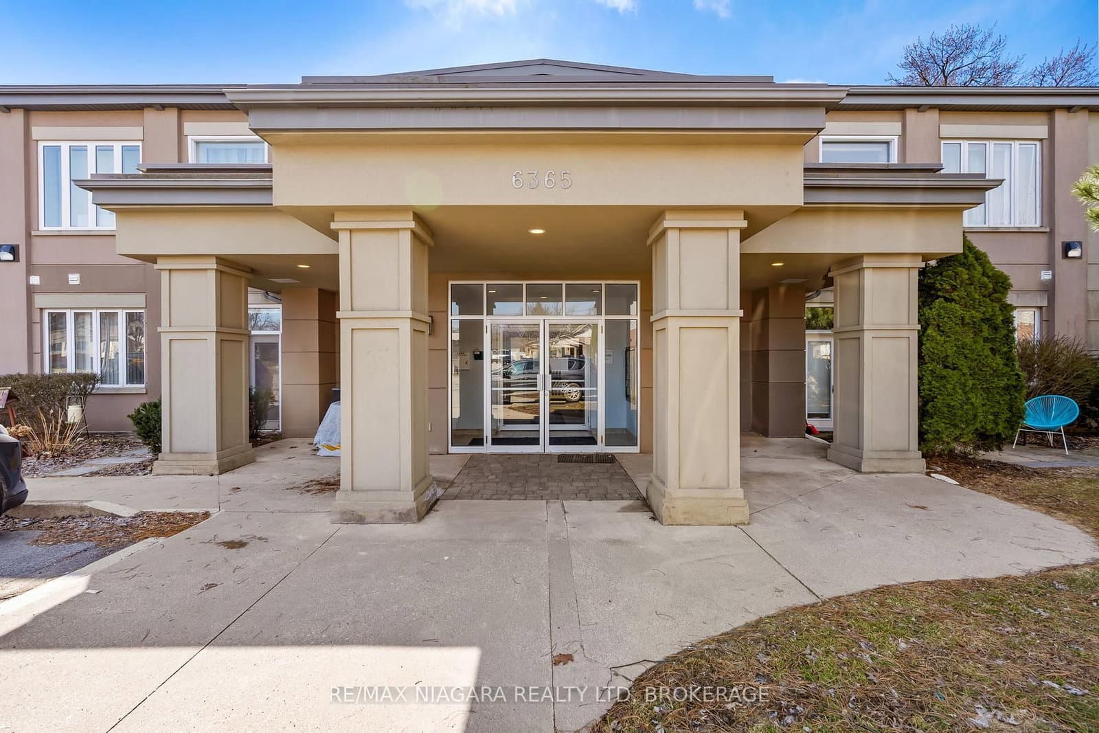 6365 Drummond Road, Unit 103