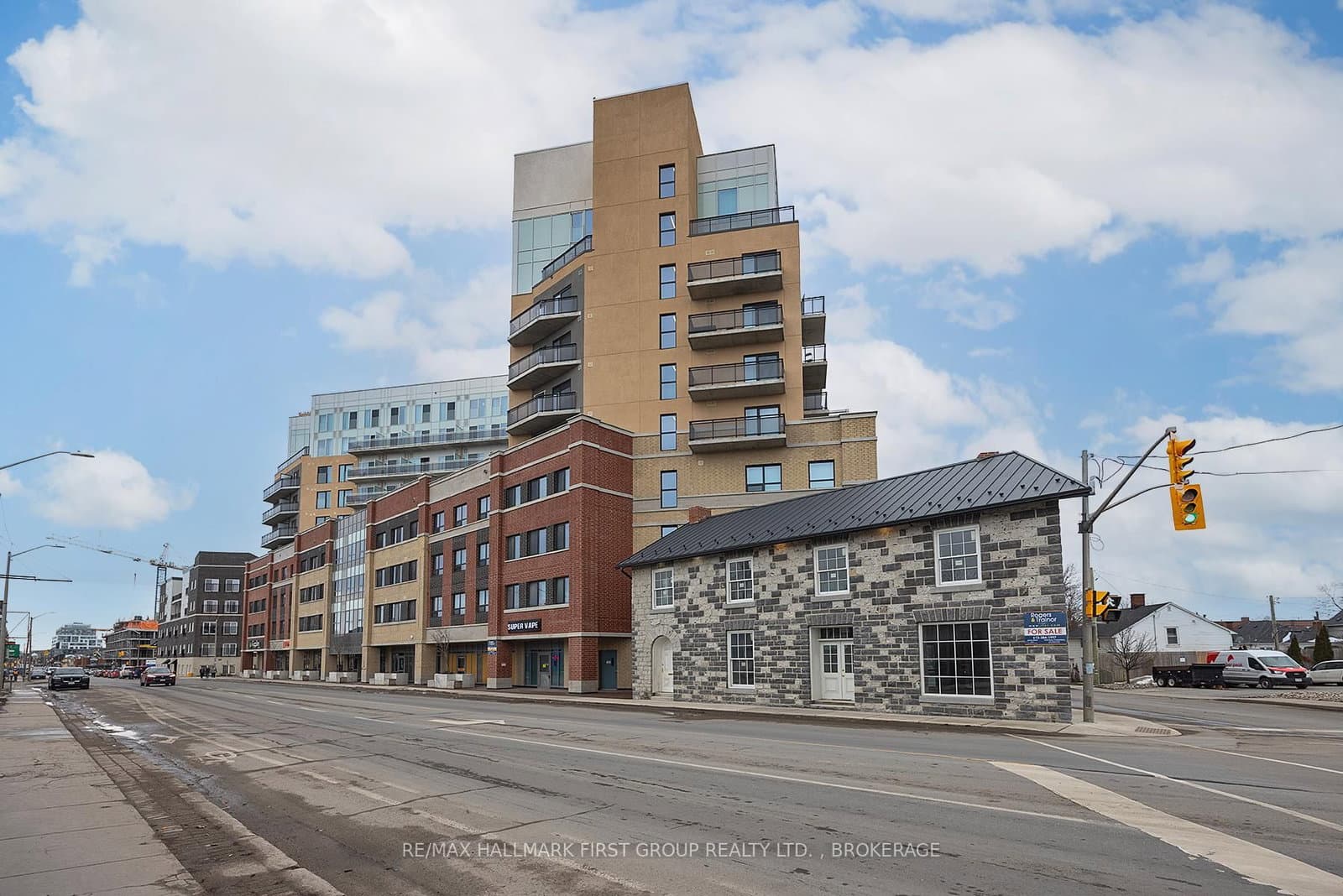 #1020 - 652 Princess Street