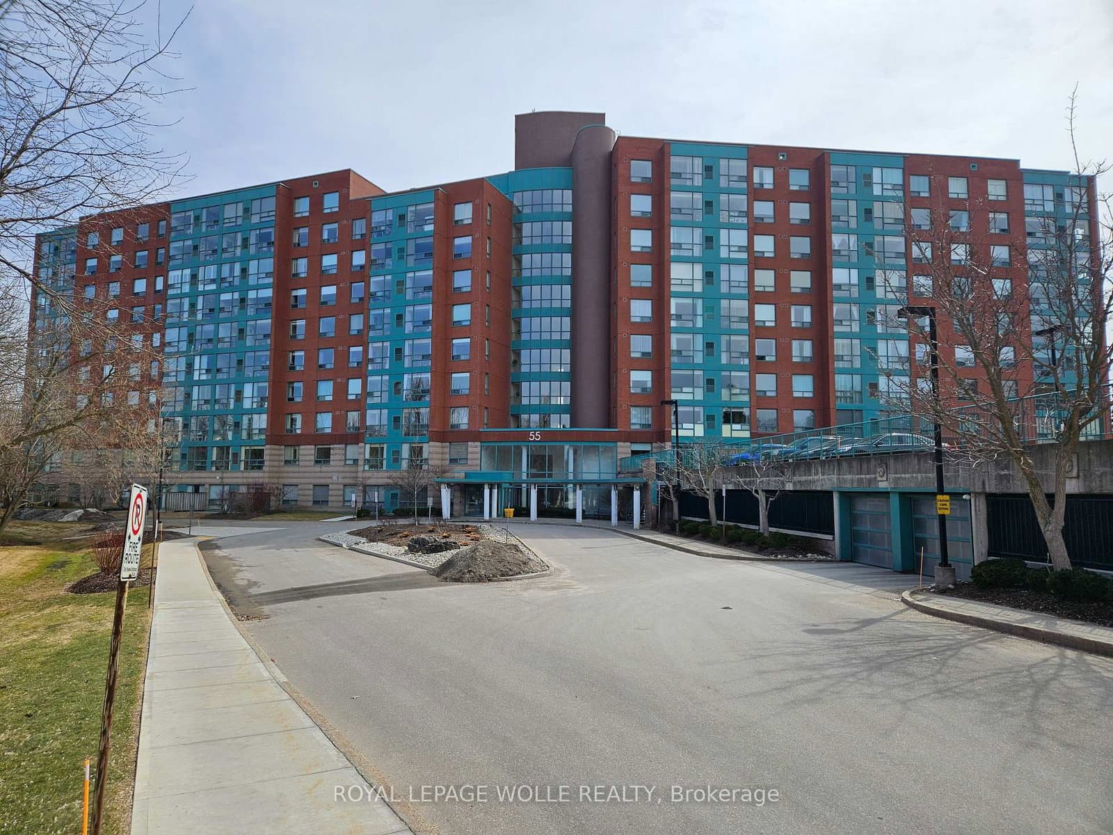 #805 - 55 Blue Springs Drive