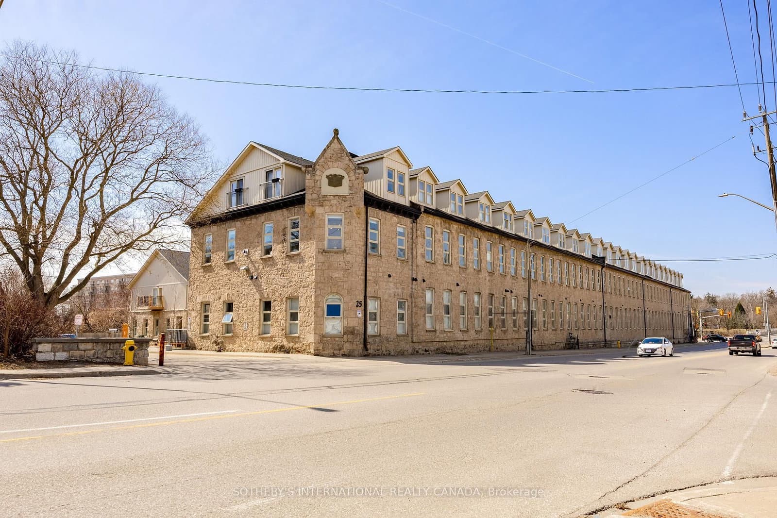 #215 - 25 Concession Street