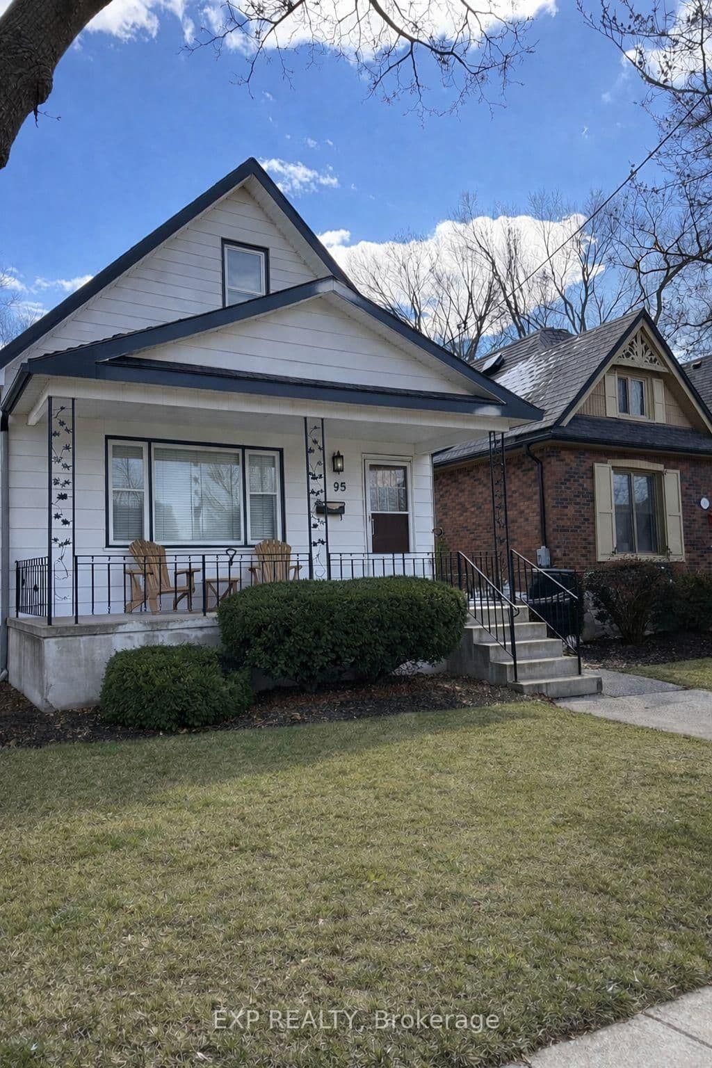 95 Langarth Street E