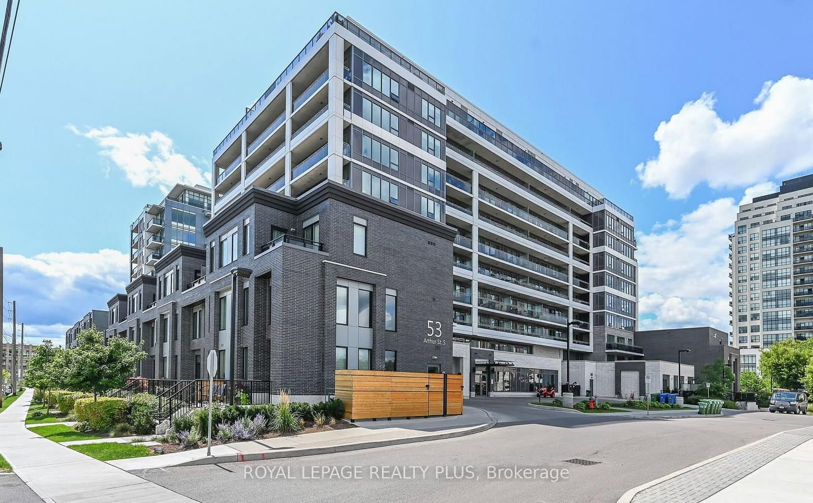 #614 - 53 Arthur Street S