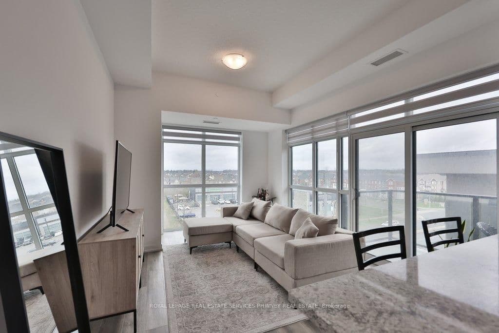 #506 - 470 Dundas Street E