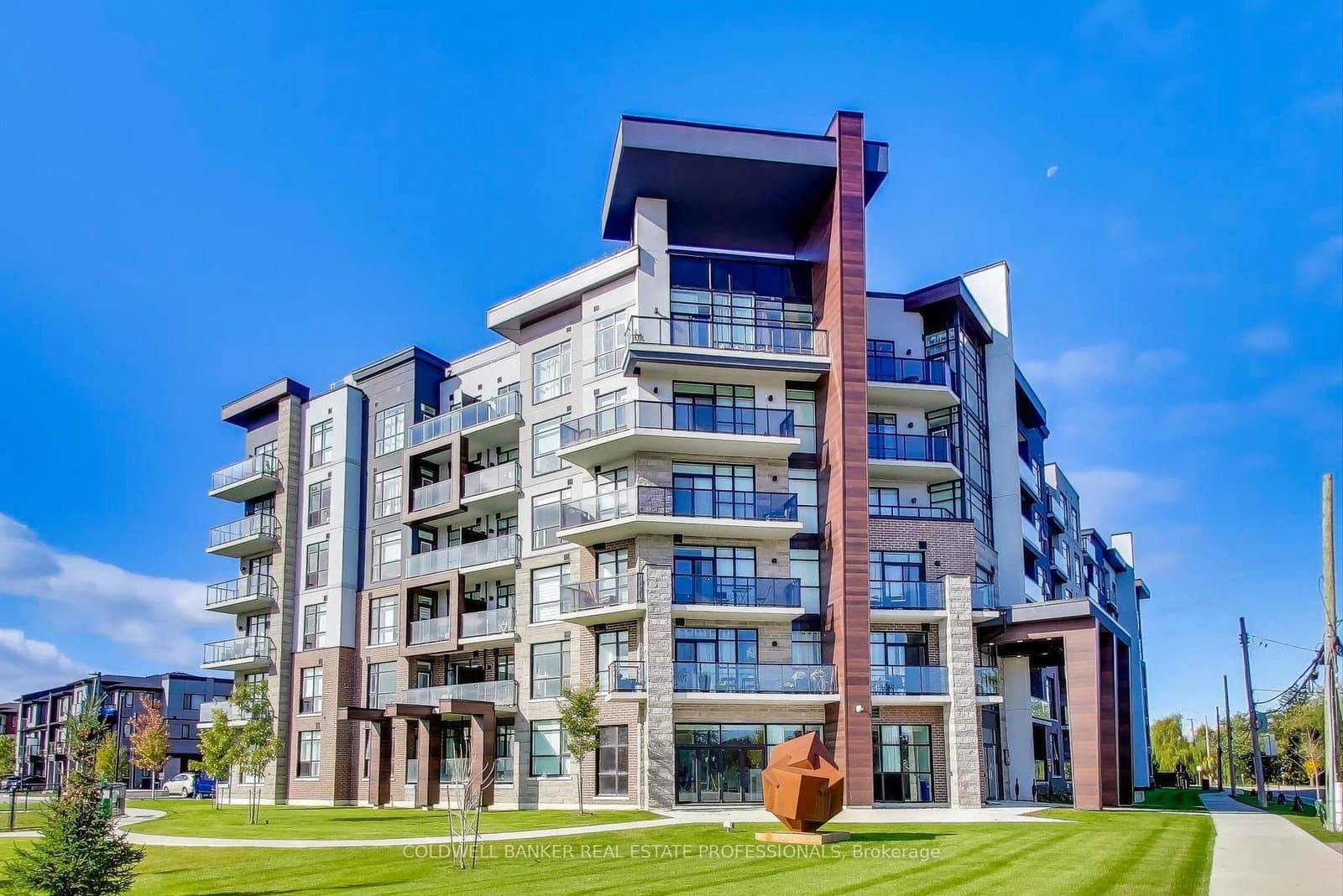 #602 - 600 North Service Road