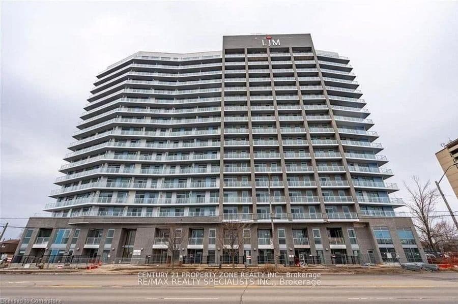 #405 - 2782 Barton Street E