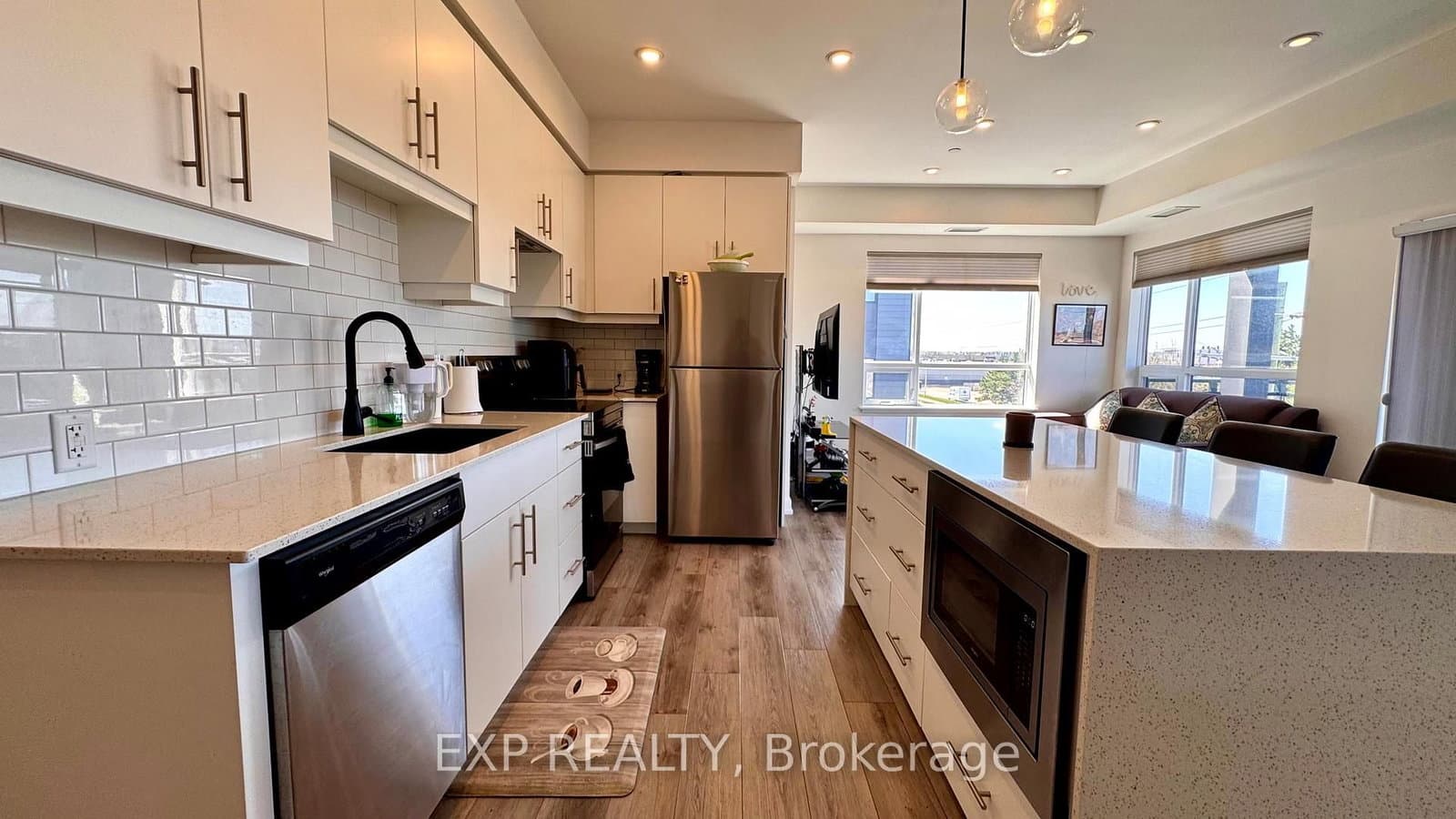 #301 - 255 Northfield Drive E