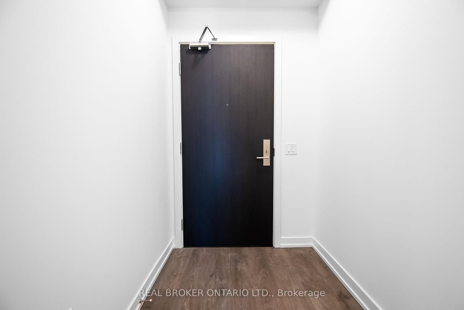 55 Duke Street W, Unit 1101