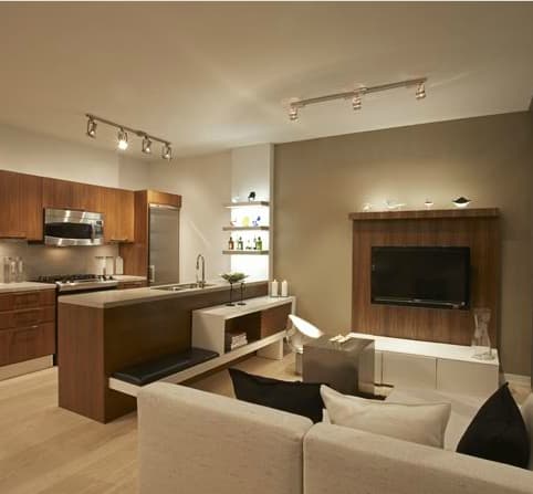 The King East Condos - Image 3