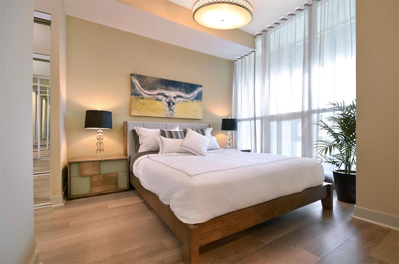 Pinnacle Grand Park 2 Condos - Image 16