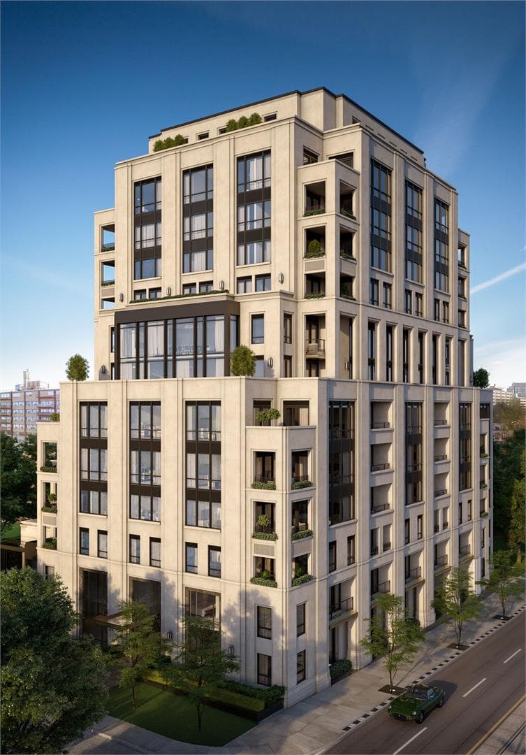 One Forest Hill Condos - Image 3