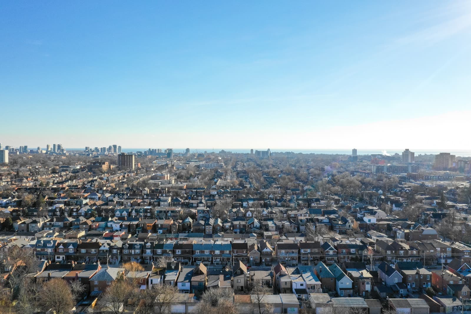 Galleria 02 Condos - Image 9