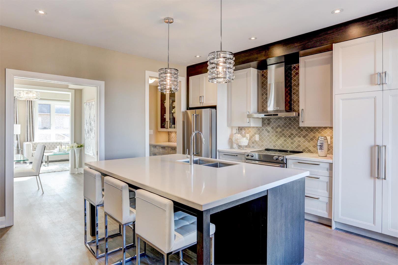 Upcountry Towns - Image 4