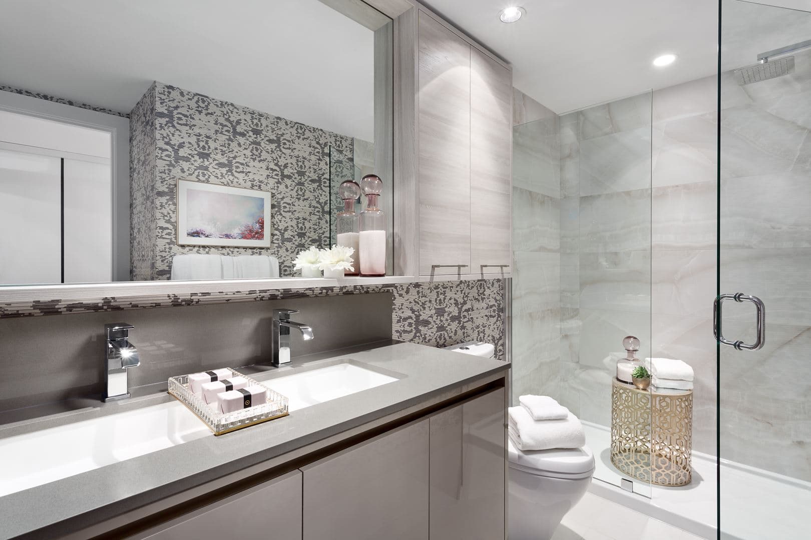 Bordeaux Condos - Image 4