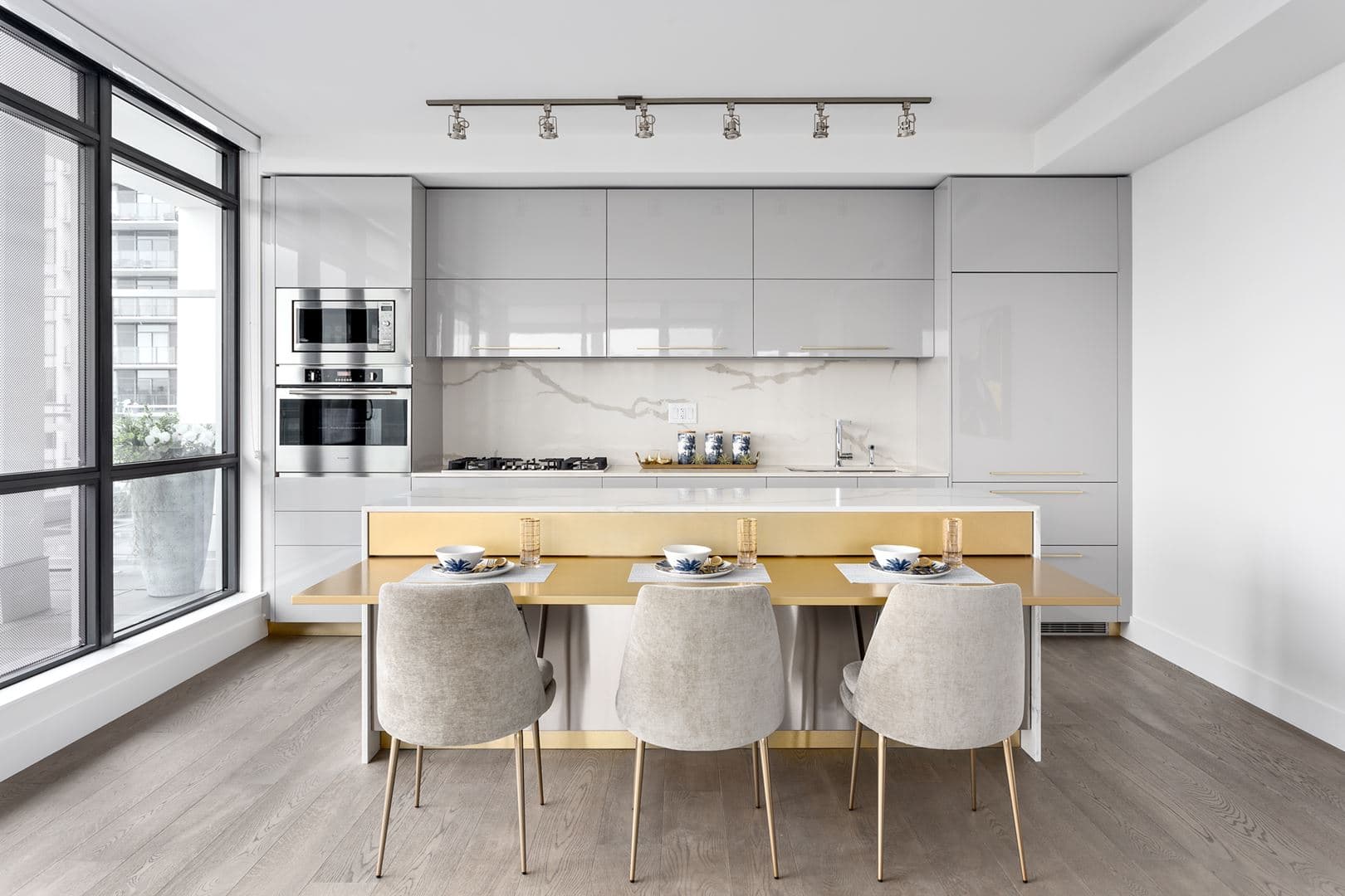 Bordeaux Condos - Image 22