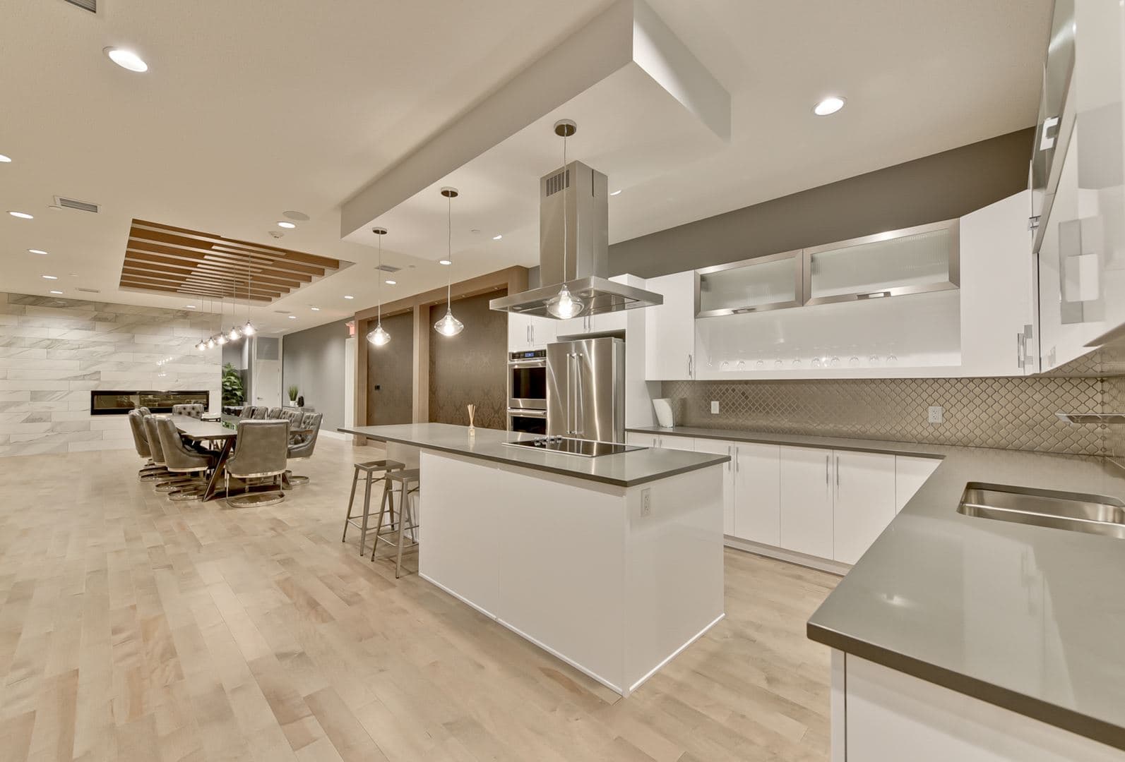 Allure Condos - Image 14