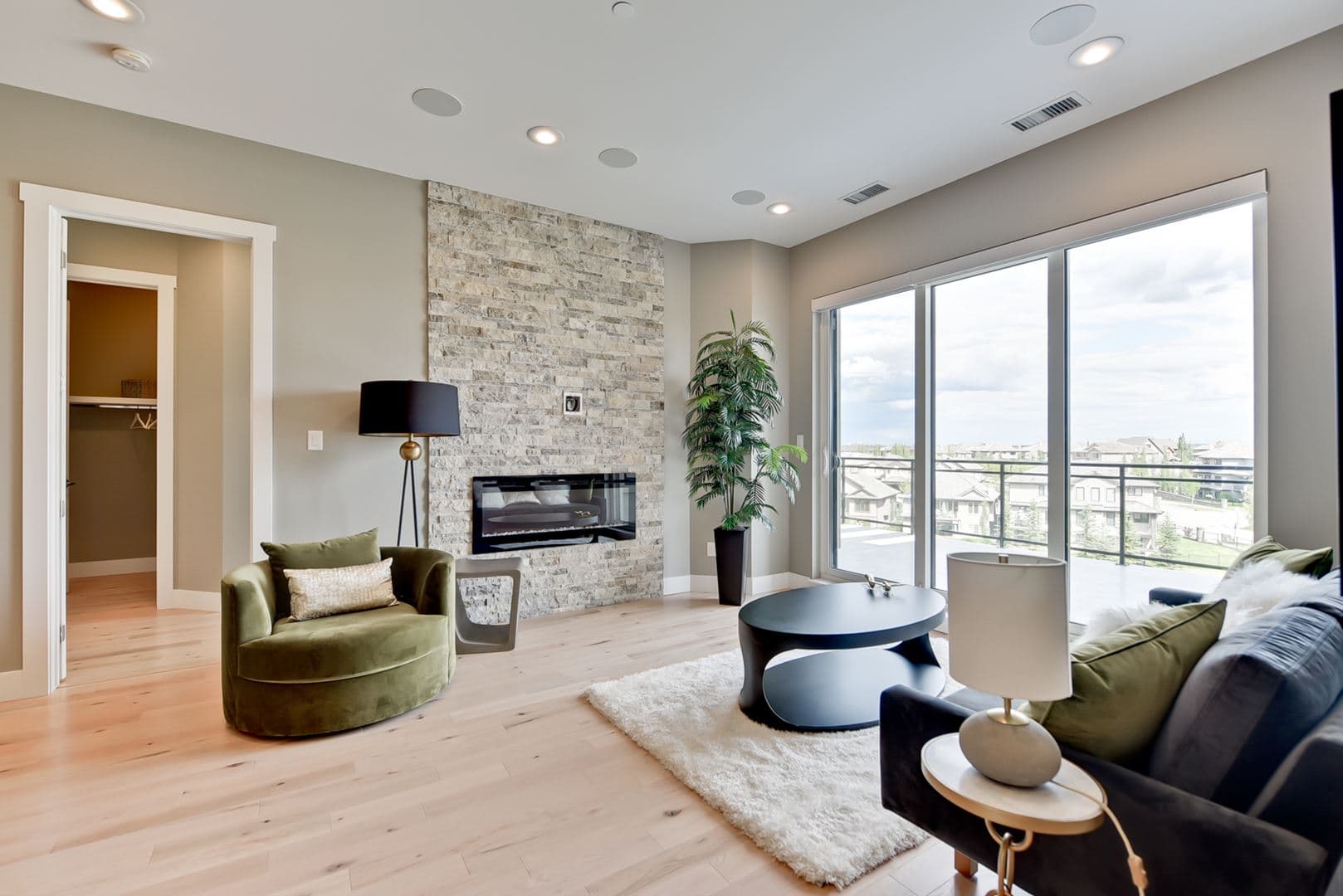 Allure Condos - Image 20